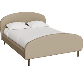 Perspective view of Amelia Queen Bed